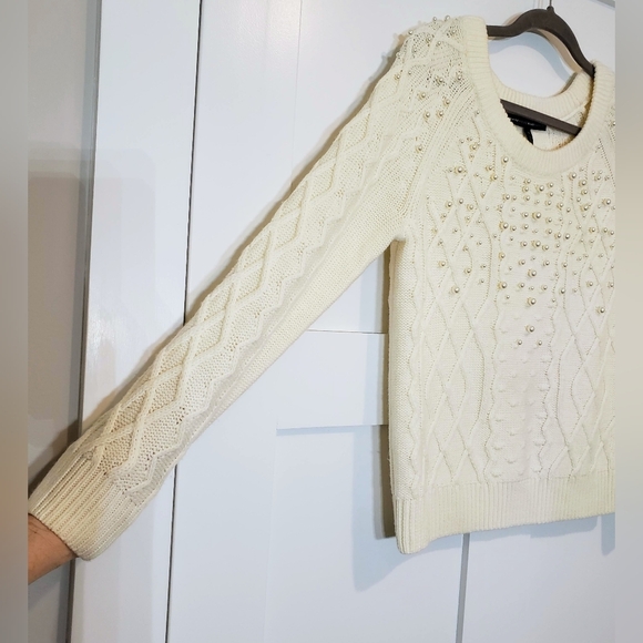 White House Black Market Wool Blend Cable Knit Sweater Pearls Cream Size… - Picture 7 of 11